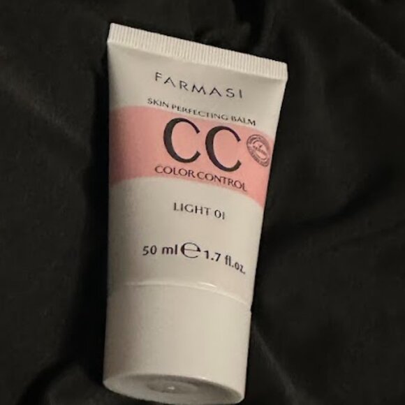 NWOT: Farmasi CC Color Correcting Cream 01 Light - Color Variant: SKINCARE - Picture 5 of 13